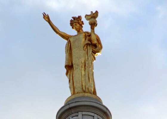 Wisconsin statue